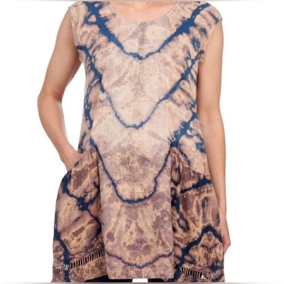 MINDSET BY XCVI Linen Crochet Trim Tunic with pockets NWOT small - Picture 1 of 3